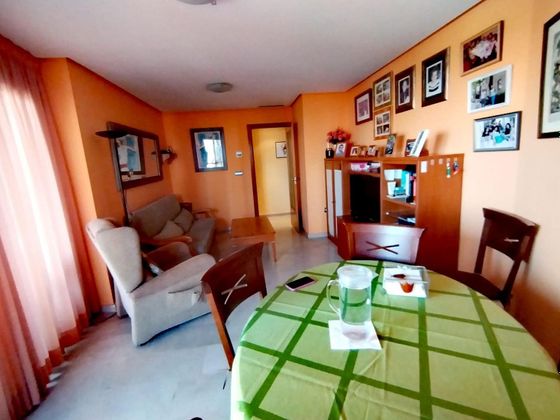 Foto 2 de Piso en venta en Pueblo Levante de 2 habitaciones con terraza y piscina