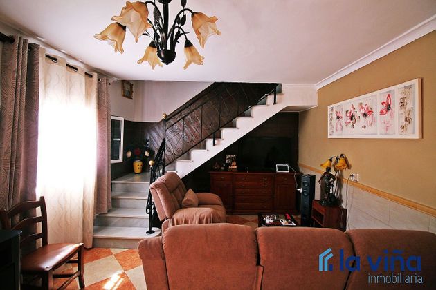 Foto 1 de Chalet en venta en Humilladero de 2 habitaciones con terraza y aire acondicionado