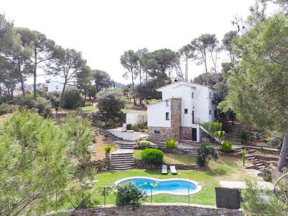 Foto 1 de Xalet en venda a calle De Ramon Berenguer de 3 habitacions amb terrassa i piscina