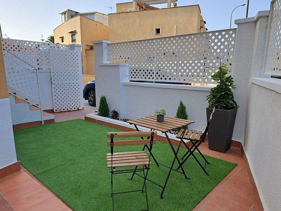 Foto 2 de Casa en venda a calle Ayuntamiento de 4 habitacions amb terrassa i piscina