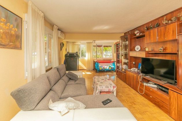 Foto 2 de Dúplex en venda a Primera Fase - Nuevo Tres Cantos de 3 habitacions amb terrassa i garatge