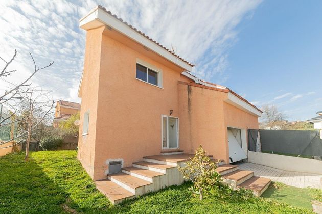 Foto 2 de Casa en venda a Miraflores de la Sierra de 3 habitacions amb terrassa i garatge