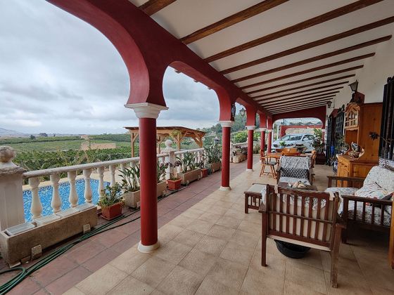 Foto 1 de Chalet en venta en Corbera de 4 habitaciones con terraza y piscina