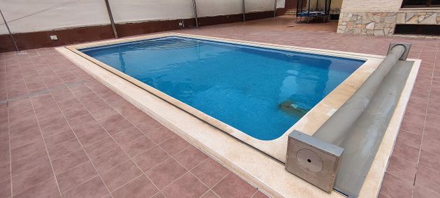 Foto 2 de Xalet en venda a El Faro - El Dossel de 4 habitacions amb terrassa i piscina