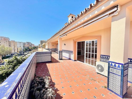 Foto 2 de Àtic en venda a Centro Ciudad de 6 habitacions amb terrassa i piscina