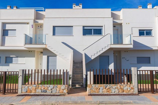 Foto 2 de Casa en venta en calle Madroño de 2 habitaciones con terraza y piscina
