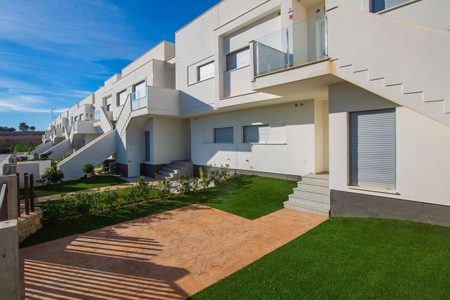 Foto 2 de Àtic en venda a calle Madroño de 3 habitacions amb terrassa i piscina