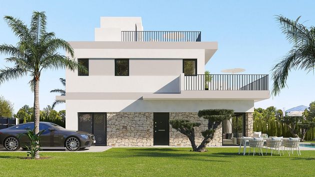 Foto 2 de Casa en venta en calle Los Hernandez de 3 habitaciones con terraza y piscina