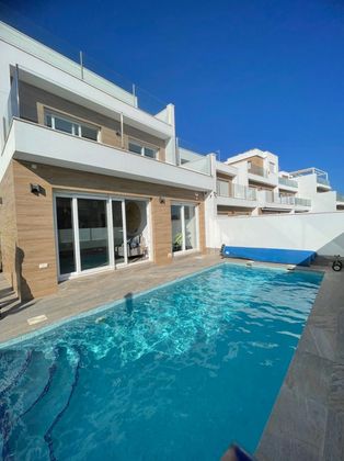 Foto 2 de Casa en venta en calle Pintor Claudio Coello de 4 habitaciones con terraza y piscina