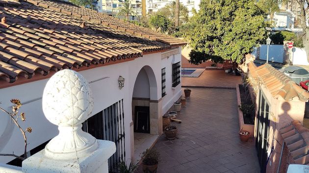 Foto 1 de Xalet en venda a El Higueral - La Merced de 5 habitacions amb terrassa i piscina