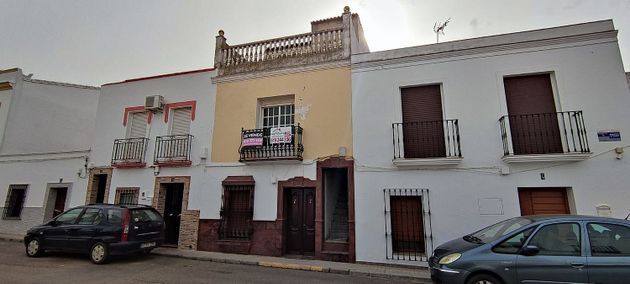 Foto 1 de Casa adossada en venda a Fuente del Maestre de 2 habitacions amb terrassa i balcó