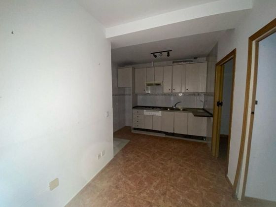 Foto 2 de Piso en venta en calle Doña Sol Alta de 2 habitaciones y 72 m²