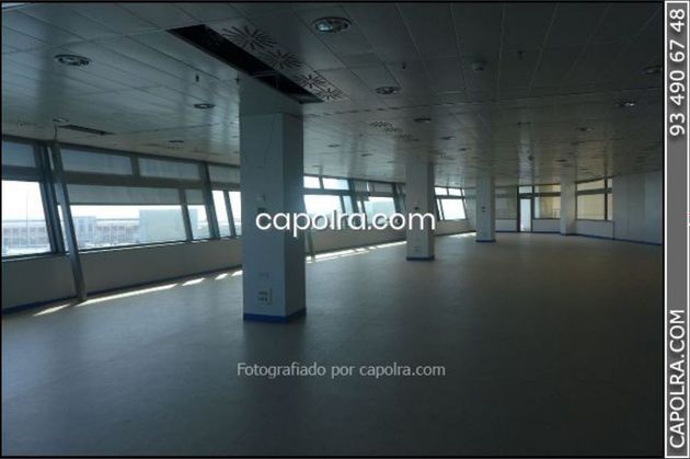 Foto 1 de Alquiler de oficina en El Raval con terraza y ascensor