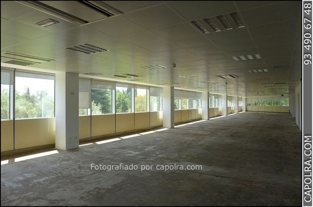 Foto 2 de Oficina en lloguer a Zona Industrial amb terrassa i ascensor