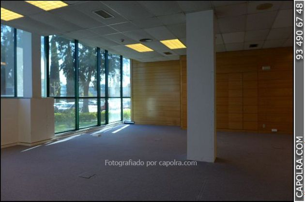 Foto 2 de Alquiler de oficina en Zona Industrial con ascensor