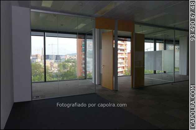 Foto 2 de Oficina en lloguer a Diagonal Mar i el Front Marítim del Poblenou amb garatge i ascensor