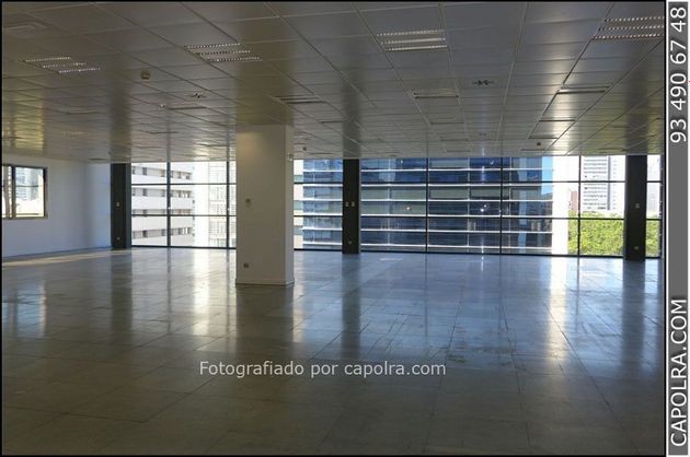 Foto 2 de Oficina en alquiler en Diagonal Mar i el Front Marítim del Poblenou con terraza y ascensor