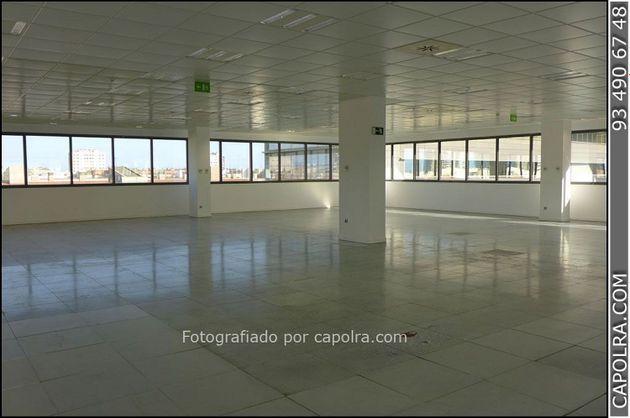 Foto 1 de Oficina en alquiler en Diagonal Mar i el Front Marítim del Poblenou con terraza y ascensor