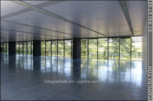 Foto 1 de Oficina en lloguer a El Poblenou amb terrassa i ascensor