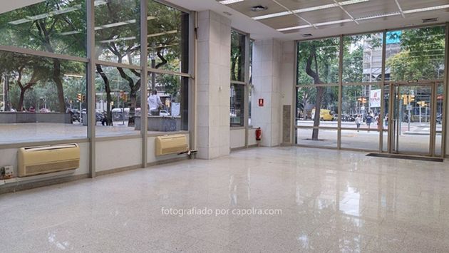 Foto 2 de Oficina en alquiler en Hostafrancs con ascensor