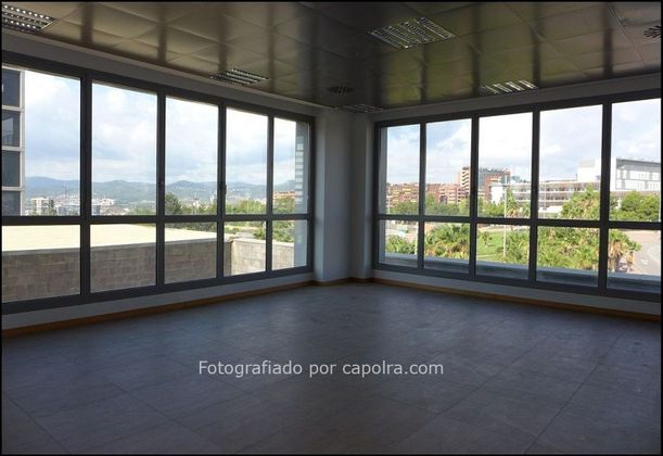 Foto 2 de Alquiler de oficina en Sant Joan Despí con aire acondicionado