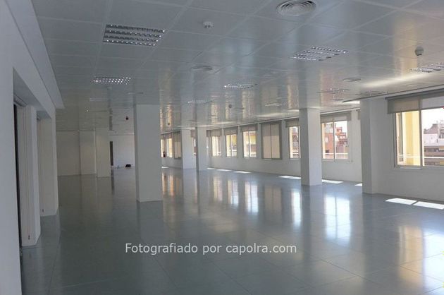 Foto 2 de Alquiler de oficina en Sants con garaje y ascensor