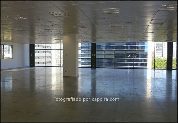 Foto 2 de Oficina en lloguer a Diagonal Mar i el Front Marítim del Poblenou amb terrassa i ascensor