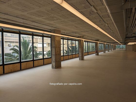 Foto 2 de Oficina en alquiler en La Maternitat i Sant Ramon con aire acondicionado y ascensor
