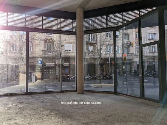 Foto 2 de Alquiler de local en Vila de Gràcia de 262 m²