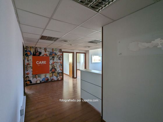 Foto 2 de Oficina en alquiler en La Sagrera con ascensor