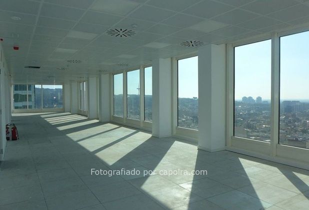 Foto 2 de Oficina en lloguer a Hostafrancs amb terrassa i ascensor