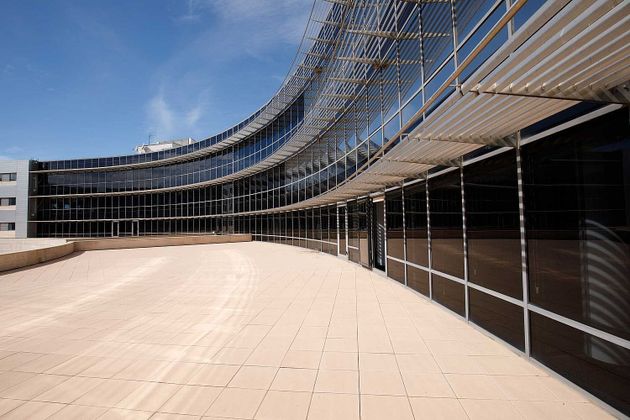 Foto 2 de Edifici en lloguer a Onze de setembre - Sant Jordi de 10228 m²