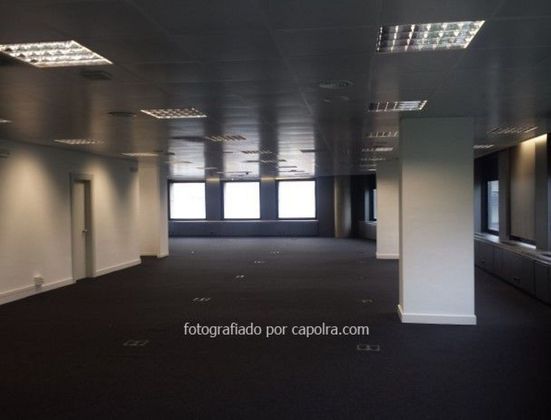 Foto 2 de Oficina en lloguer a Les Corts amb garatge i ascensor