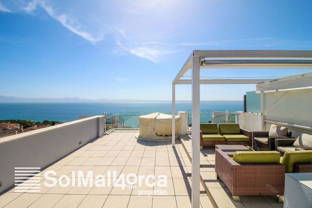 Foto 1 de Casa en venta en Port d'Alcúdia - Platja d'Alcúdia de 4 habitaciones con terraza y piscina