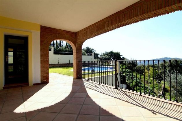 Foto 2 de Casa rural en venda a Casares de 3 habitacions amb terrassa i piscina