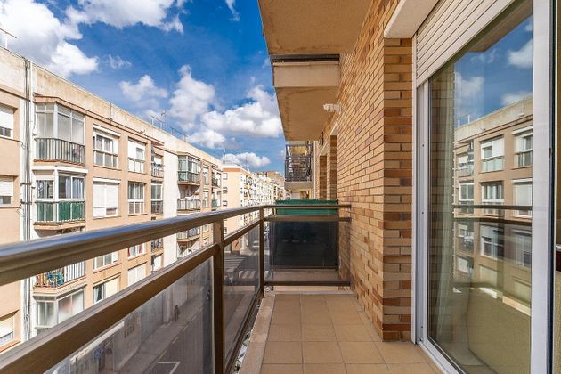 Foto 2 de Pis en venda a calle De Benidorm de 1 habitació amb balcó i calefacció
