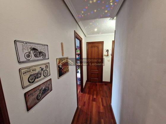 Foto 2 de Piso en venta en Pinar - Anaka - Belaskoenea de 4 habitaciones con balcón