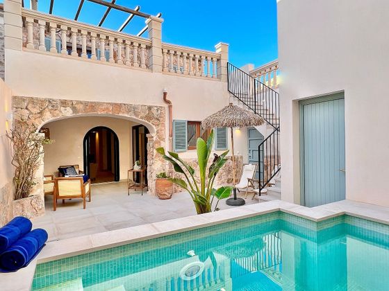Foto 1 de Venta de casa en calle De Cal Reiet de 3 habitaciones con terraza y piscina