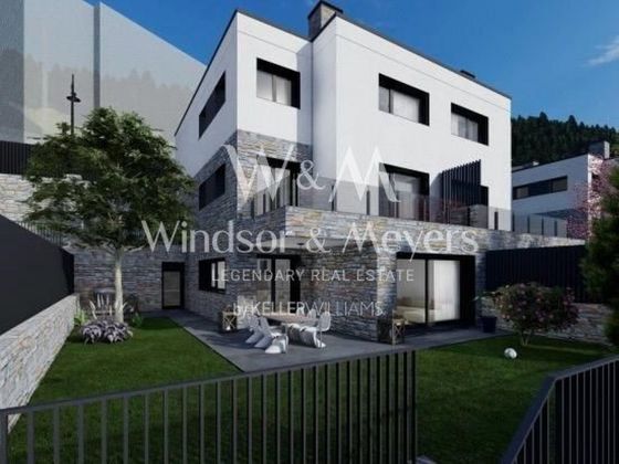 Foto 2 de Casa en venda a urbanización Roc de Les Esquiroles de 4 habitacions amb terrassa i garatge