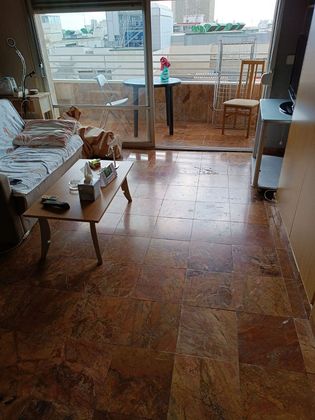 Foto 2 de Piso en venta en Ensanche - Diputación de 1 habitación con terraza y aire acondicionado