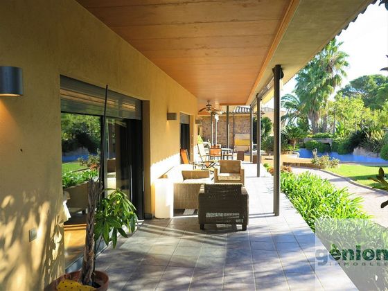 Foto 2 de Xalet en venda a Escala, L´ de 7 habitacions amb terrassa i piscina