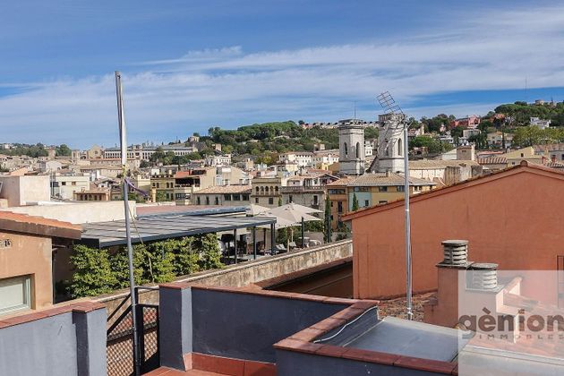 Foto 1 de Ático en venta en Centre - Girona de 2 habitaciones con terraza y balcón