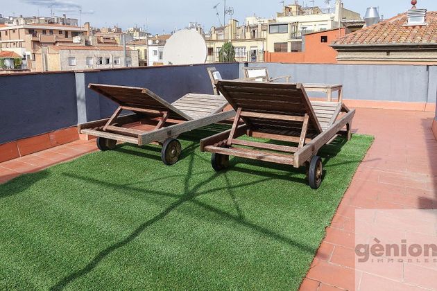 Foto 2 de Ático en venta en Centre - Girona de 2 habitaciones con terraza y balcón