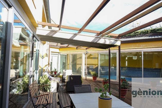 Foto 2 de Xalet en venda a Montilivi - Palau de 6 habitacions amb terrassa i piscina