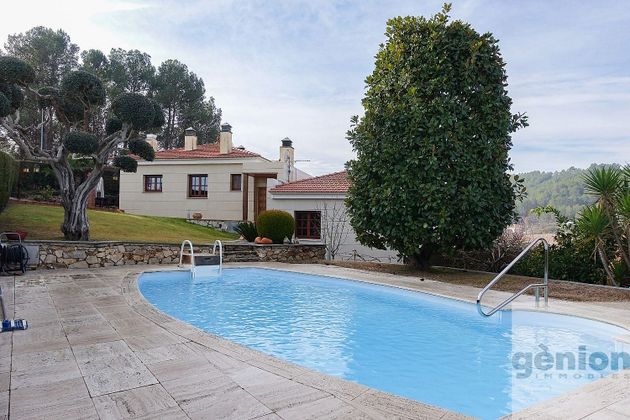 Foto 1 de Xalet en venda a Sant Julià de Ramis de 4 habitacions amb terrassa i piscina