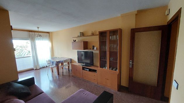 Foto 1 de Piso en alquiler en Les Clotes de 2 habitaciones con garaje y muebles