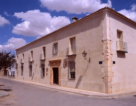 Foto 1 de Edifici en venda a Casco Histórico amb piscina