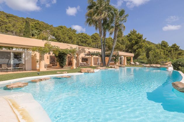 Foto 1 de Xalet en venda a Sant Josep de 5 habitacions amb terrassa i piscina