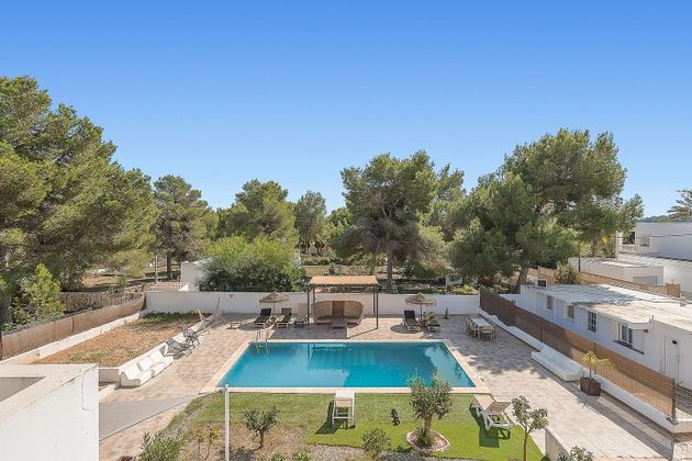 Foto 2 de Venta de casa rural en Sant Jordi de Ses Salines de 5 habitaciones con terraza y piscina