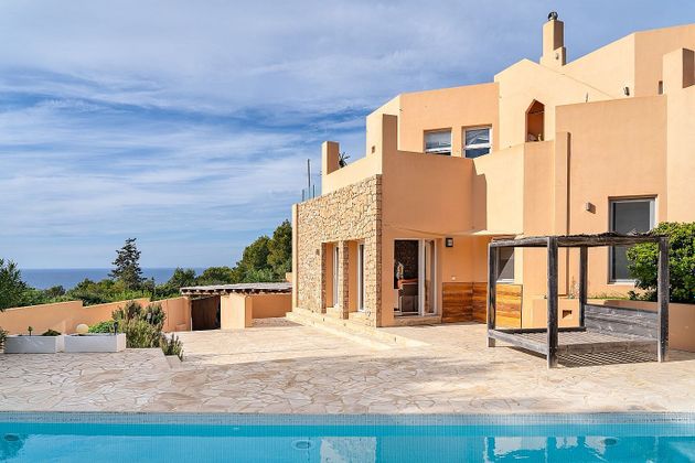 Foto 2 de Casa en venta en Cala Vedella - Cala Tarida - Cala Conta de 5 habitaciones con terraza y piscina